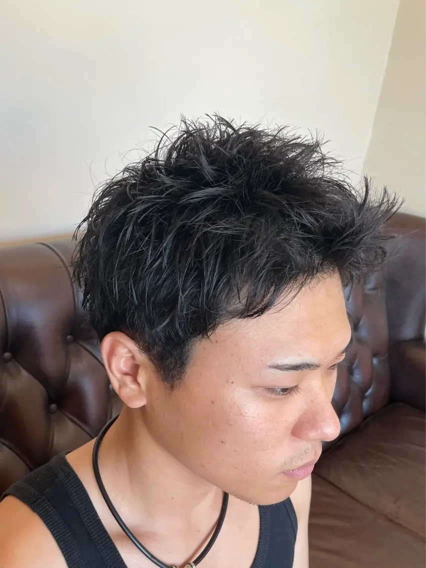 ショート メンズ スパイキーショート ショートヘア カット おがわ りくのヘアスタイル