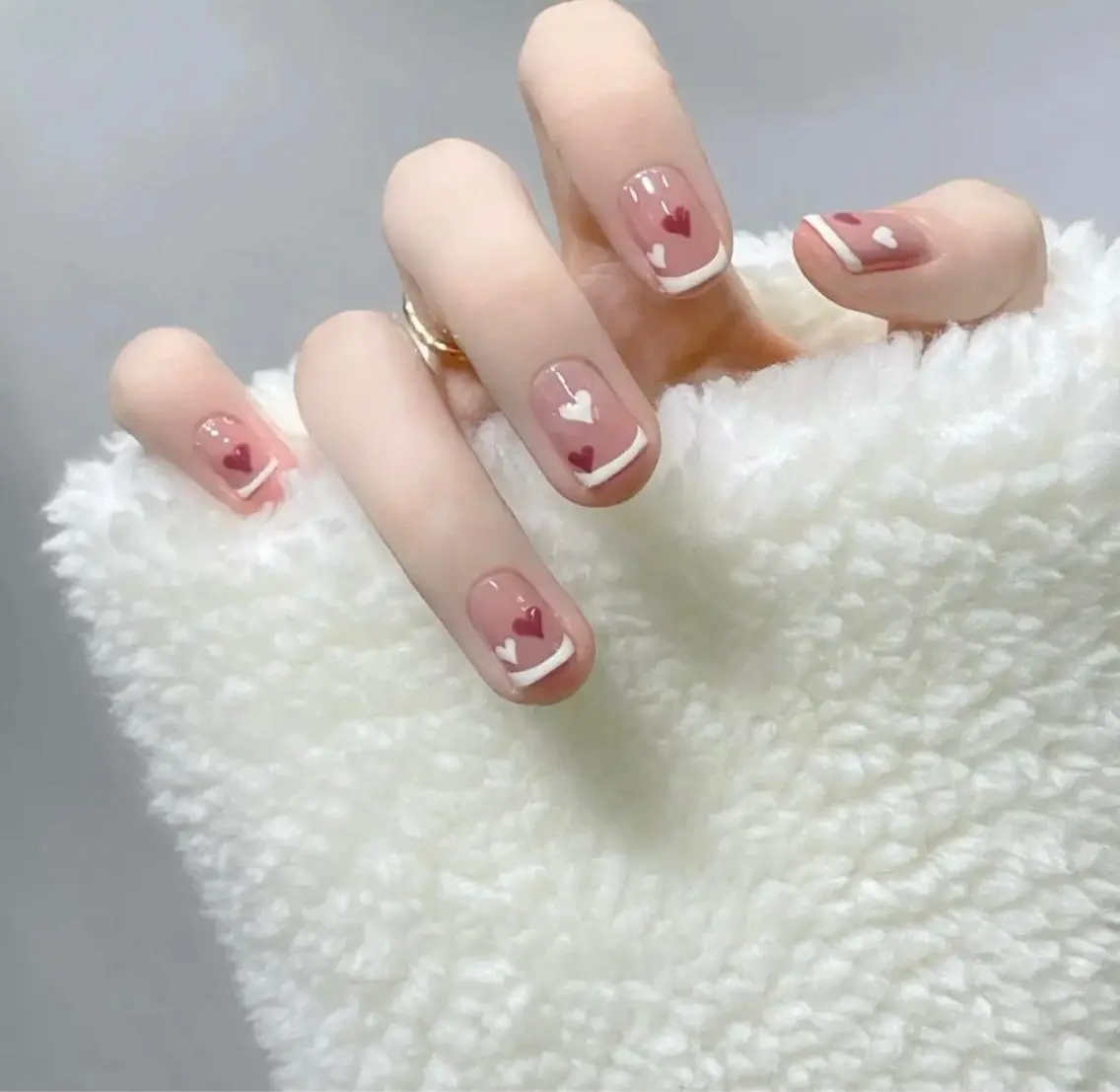 ネイル ハンドネイル Queens ciciのネイルデザイン