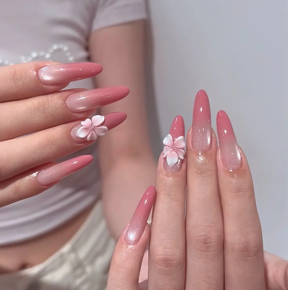 ネイル フットネイル フレンチネイル グラデーション 氷ネイル・うるうるネイル 韓国ネイル ハンドネイル Mixx Nail_ Studioのネイルデザイン