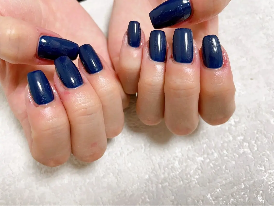 ネイル オーロラネイル ブルー フットネイル フレンチネイル ジェルネイル ハンドネイル kiki nail たまプラーザのネイルデザイン