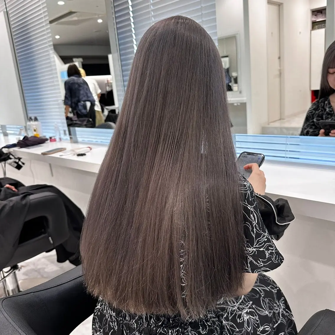 ロング カラー グレージュ 💖トレンド春夏 カラー💖FUTAのヘアスタイル