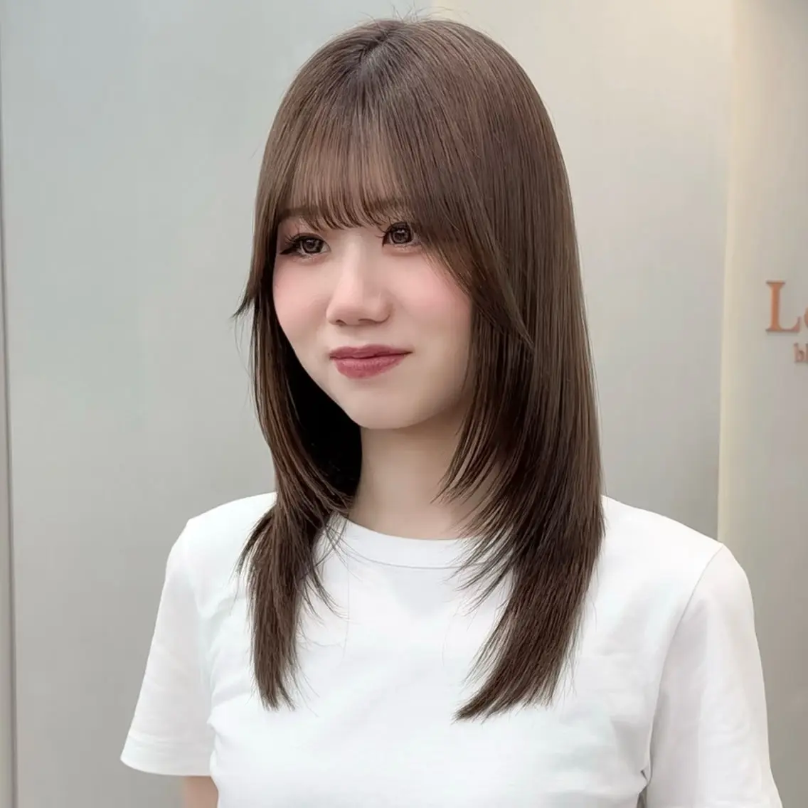 セミロング カット ヘアカラー トリートメント 縮毛矯正/韓国ヘア /レイヤー🎀ミズキのヘアスタイル
