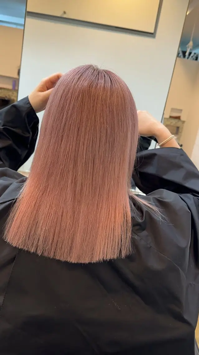 ミディアム ヘアカラー トリートメント ハイトーン髪質改善 家中貴典のヘアスタイル