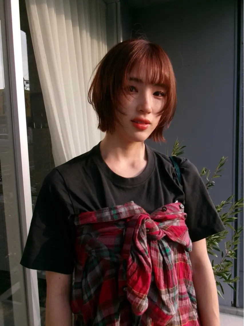 ミディアム カラー ボブレイヤー ブラウンカラー レッドカラー レッドブラウン ボブ カット ヘアカラー shiba tomomiのヘアスタイル