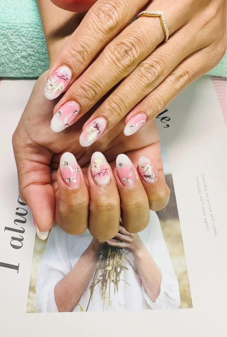 パラジェルベース🌸アート10本初回オフ無料🌺の写真