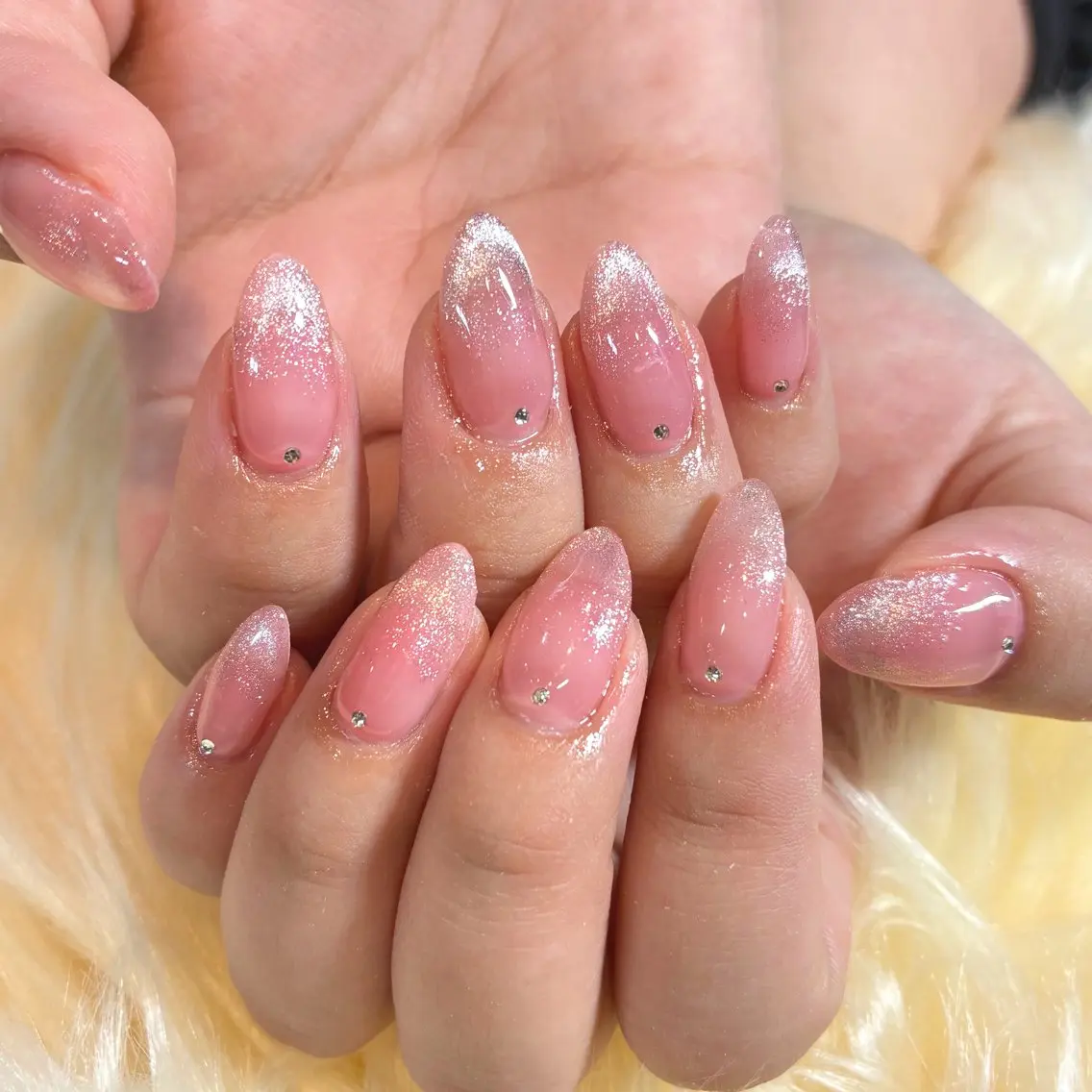 ネイル ハンドネイル Betty ✶のマツエク・マツパデザイン