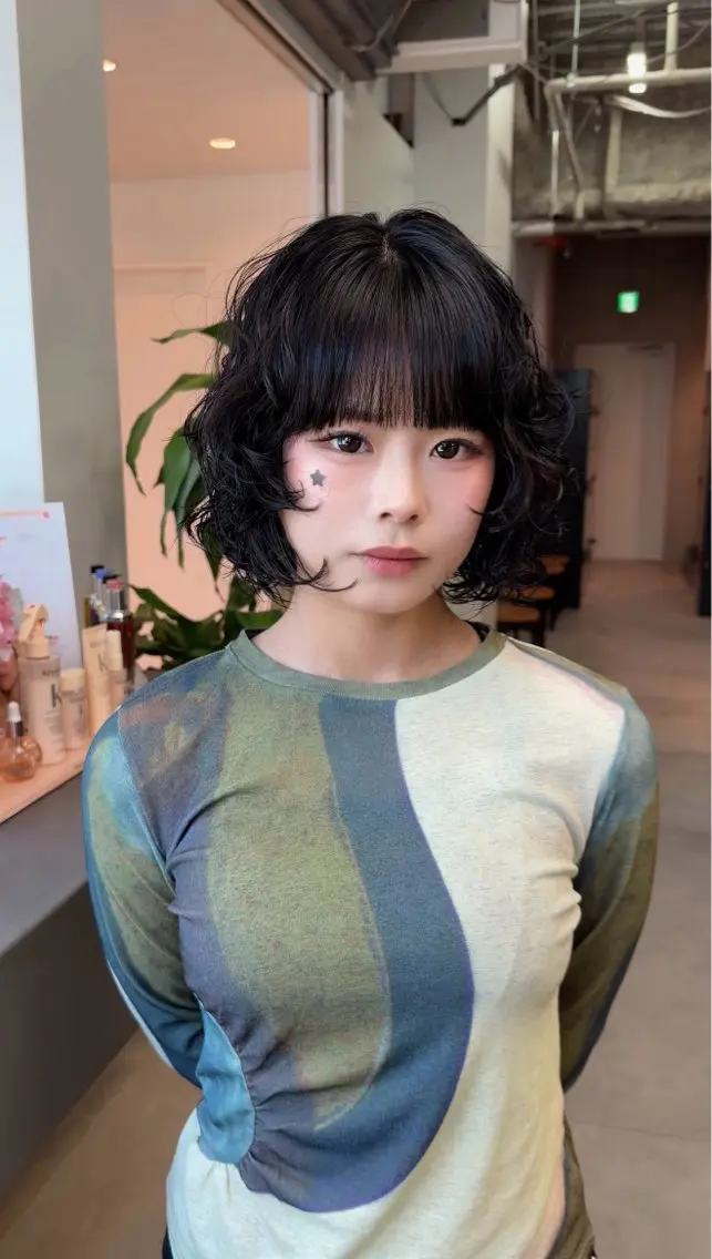 ショート パーマ ボブ 髪質改善 韓国風ヘア レイヤーカット デジタルパーマ 小田 晃瑛のヘアスタイル