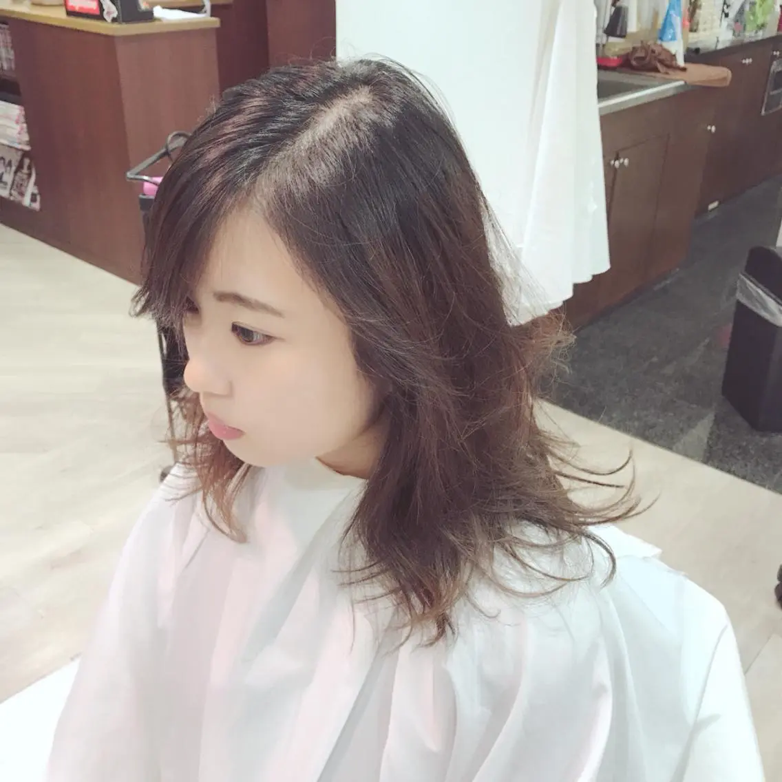 ミディアム カラー パーマ ヘアアレンジ メンズ キッズ ネイル マツエク・マツパ ドライ カット✂️髪質改善のヘアスタイル