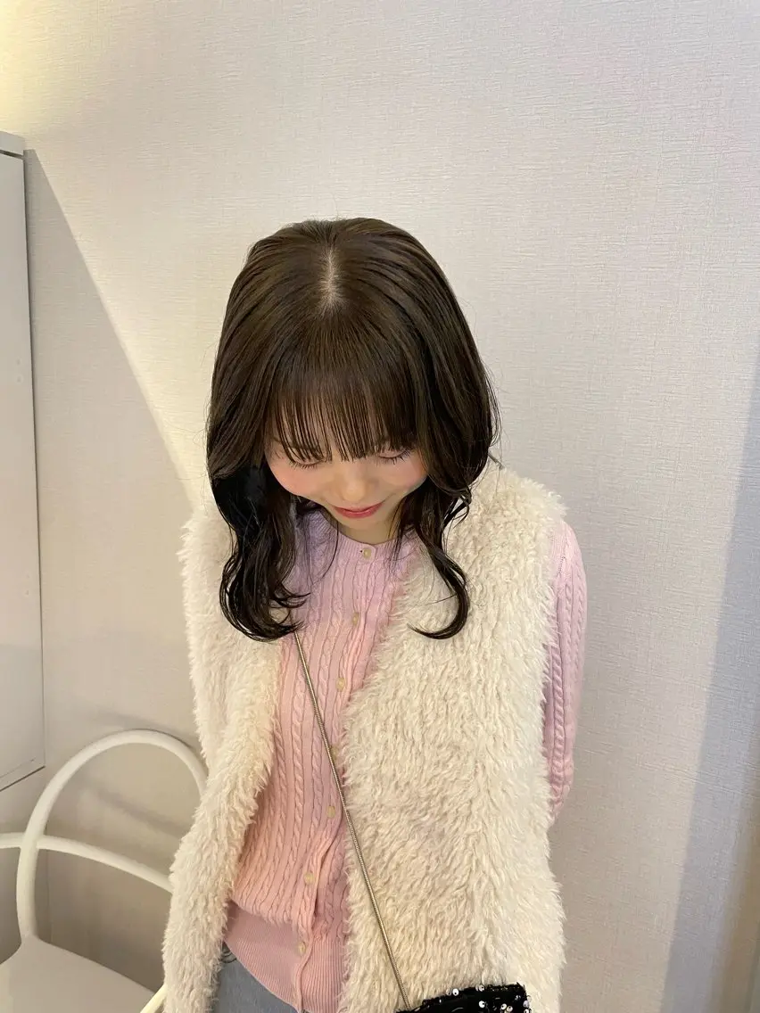 ミディアム 立野 莉央のヘアスタイル