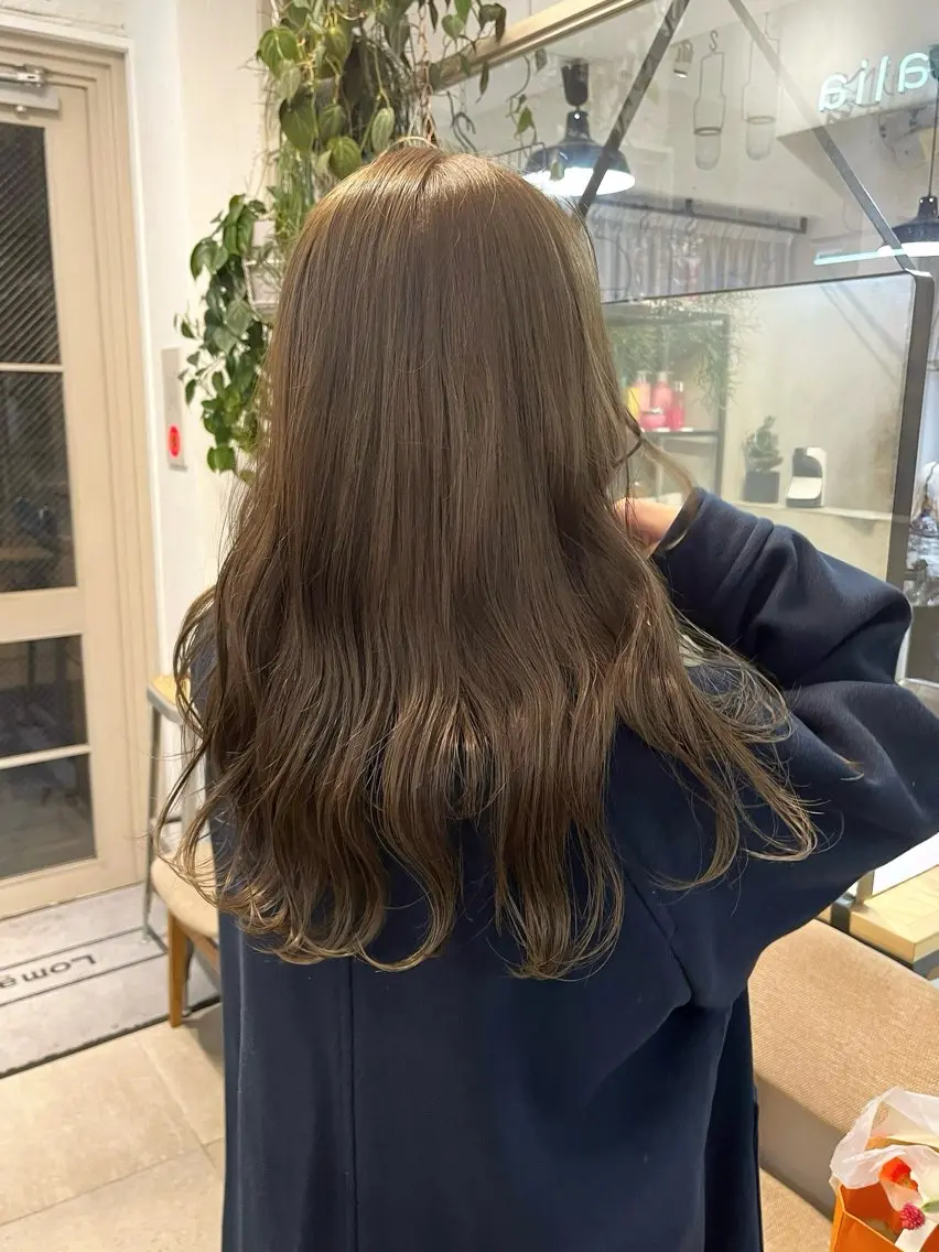 セミロング カラー カット ヘアカラー トリートメント オリーブ/縮毛♡ Natsuno🩰のヘアスタイル