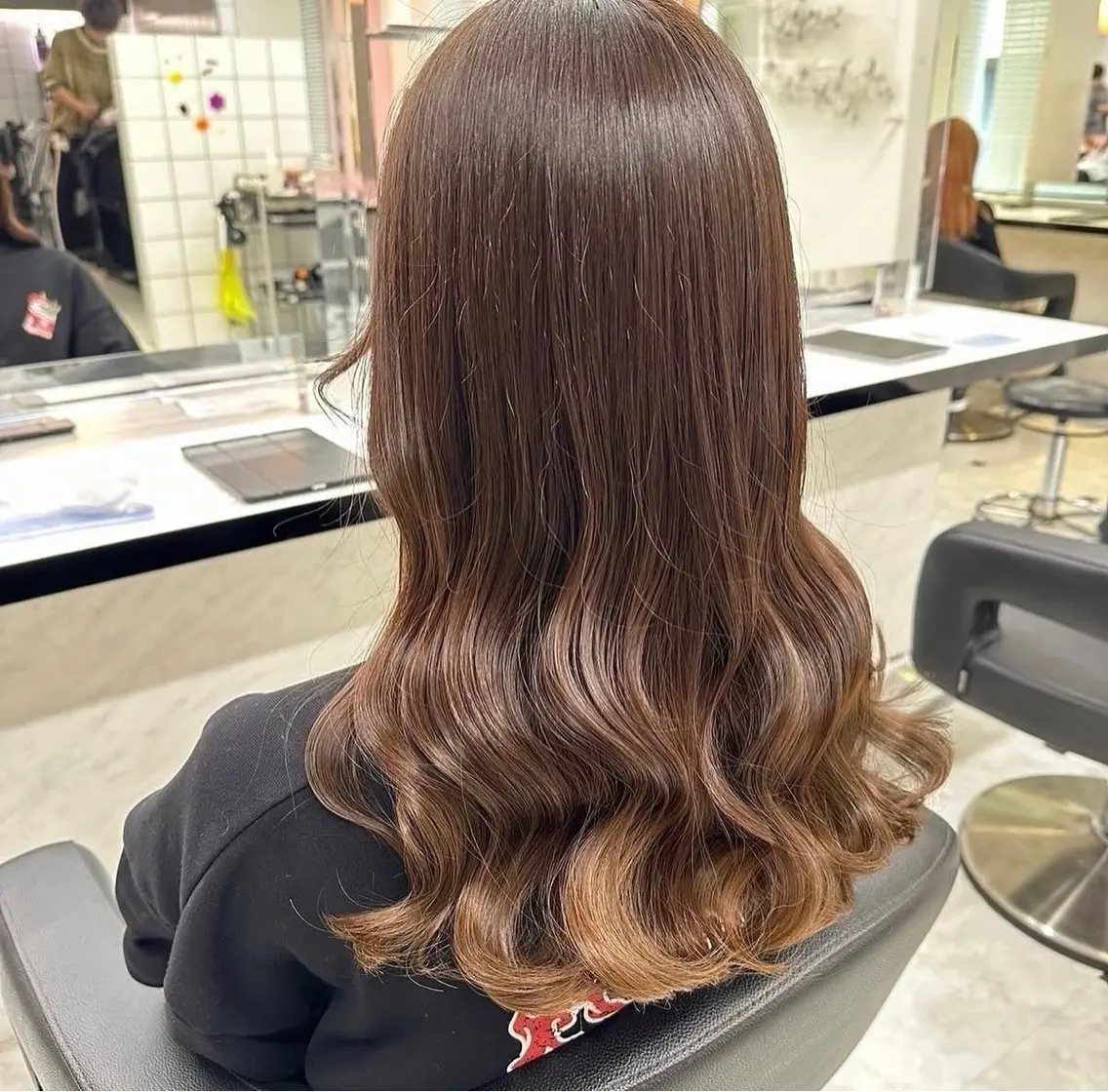 セミロング カラー ヘアアレンジ 透明感カラー 韓国風カラー 韓国風ヘア 渋谷カラーモデル募集 🤍【Ayaka】のヘアスタイル