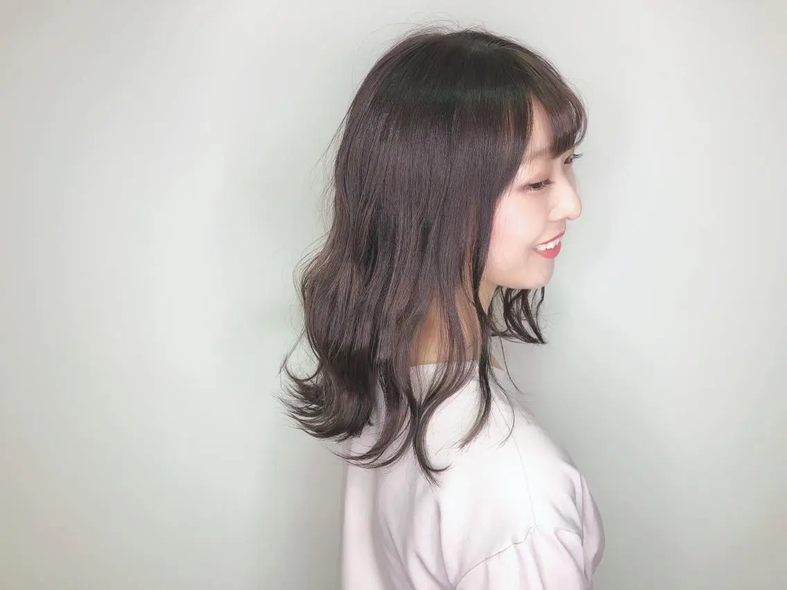 セミロング カラー グレージュ 美髪ヘア 藤田友輝のヘアスタイル