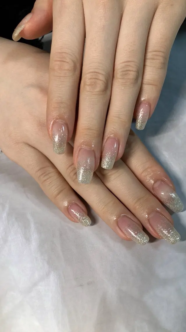 💅ワンカラーorラメグラ💅 160種類以上から選べるカラー/20種類以上から選べるラメ(オフあり)の写真