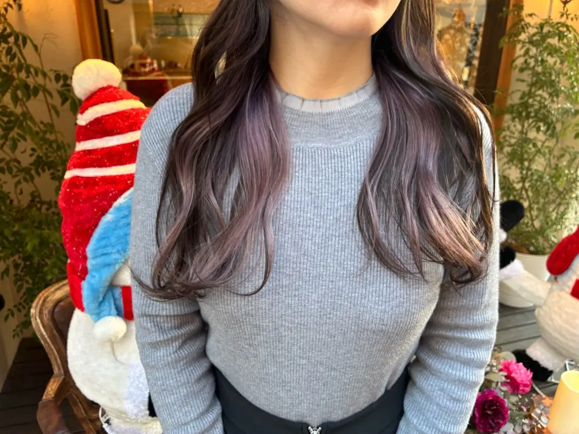 ロング カラー ブリーチ インナーカラー パープルカラー ヘアカラー 若林 美帆のヘアスタイル