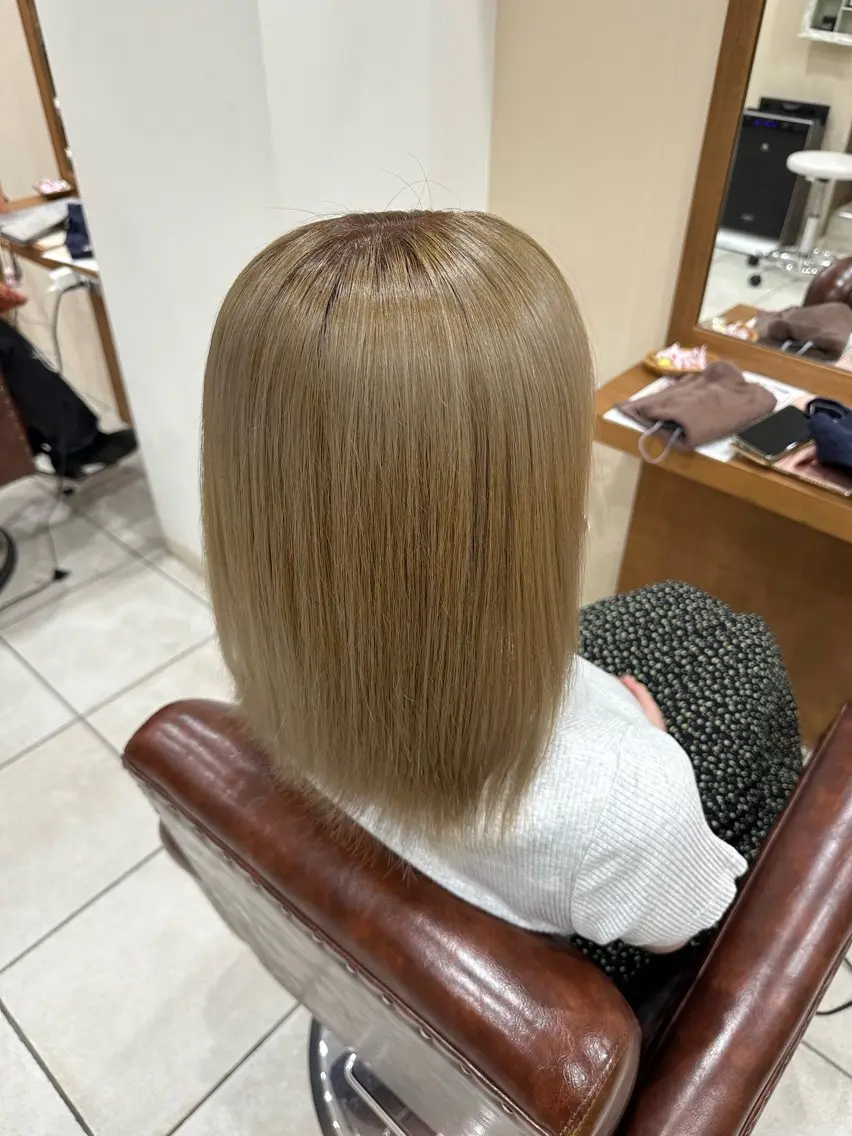 ミディアム カラー ベージュカラー ブリーチ ミルクティーベージュ カット ヘアカラー トリートメント 平日オススメ✨ コスパ&タイパ✨山下のヘアスタイル