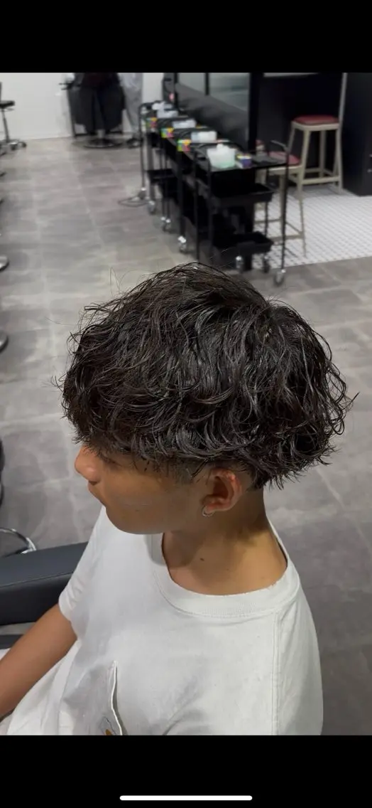 メンズ 🪽直毛男子の救世主 🪽フェザーパーマのヘアスタイル