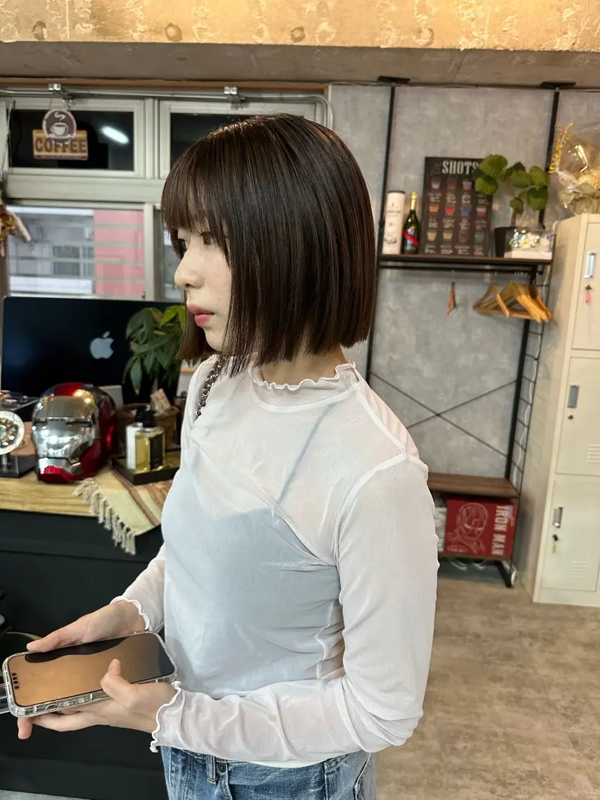 ショート 切りっぱなしボブ ショートボブ ハンサムショート 丸みショート ボブ モテ髪/ボブ/ショー ト/アダチフウトのヘアスタイル