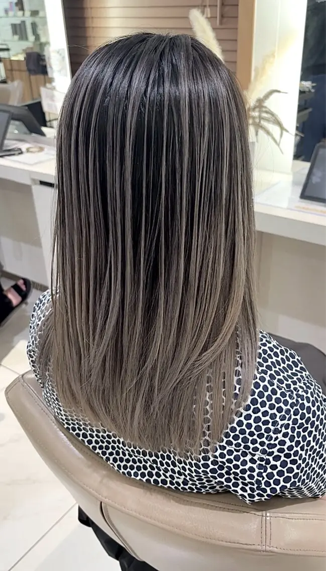 セミロング カラー バレイヤージュ 髪質改善 レイヤーカット ヘアカラー トリートメント 大宮/バレイヤージュ 髪質改善/澤田隆誠のヘアスタイル