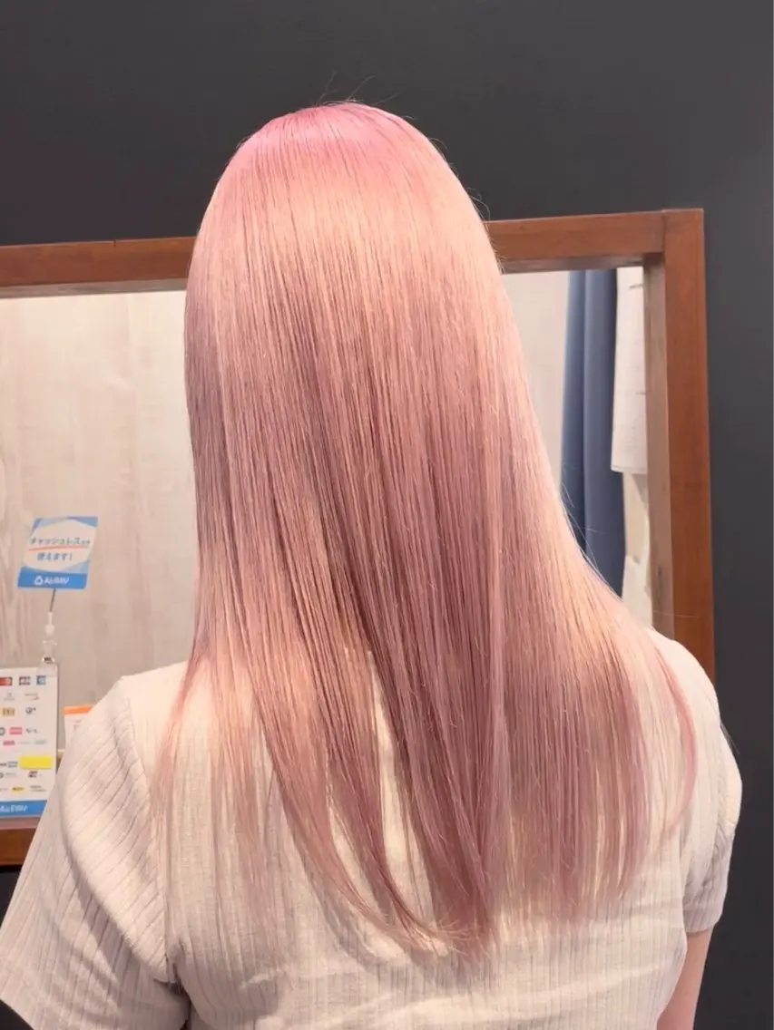ロング カラー ヘアカラー RUNERA TAKAのヘアスタイル