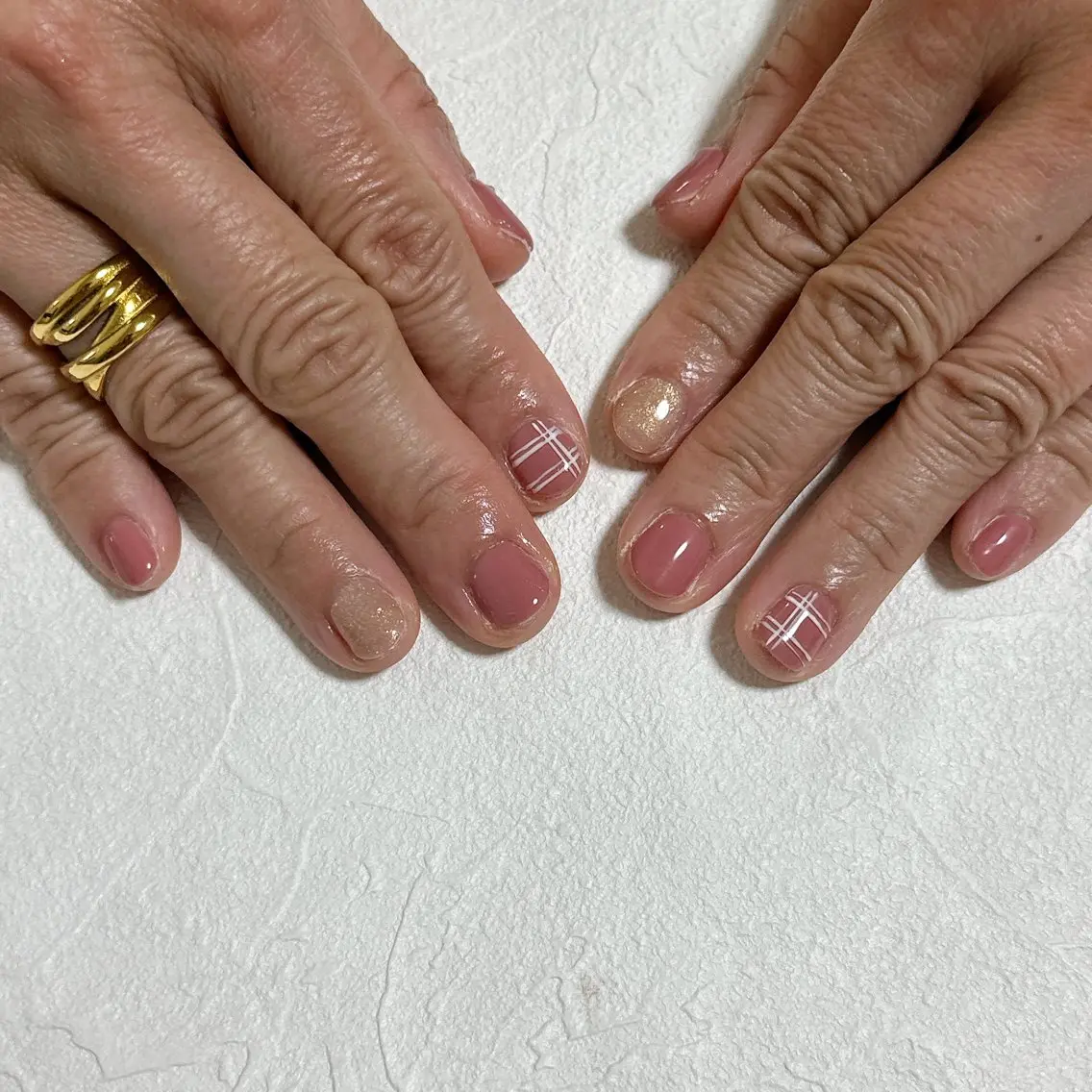 ネイル オーロラネイル フットネイル フレンチネイル ジェルネイル 韓国ネイル ハンドネイル mogunail &blowのネイルデザイン