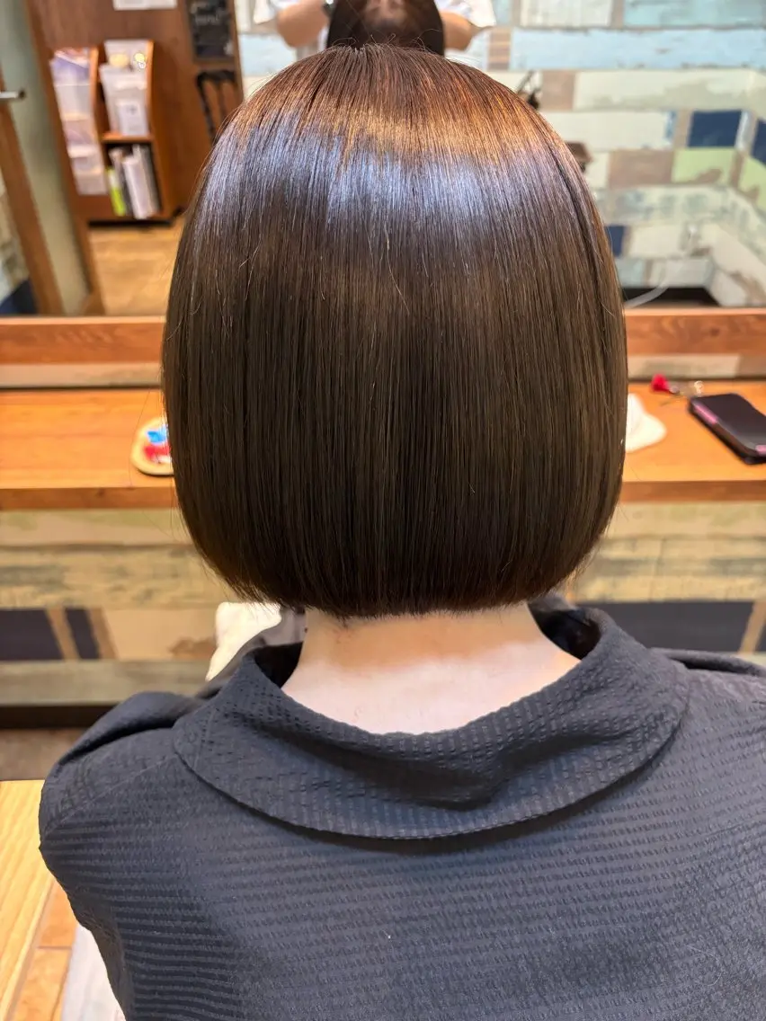 ミディアム 髪質改善 カット トリートメント 透明感カラー⭐️ 田嶋麗奈のヘアスタイル