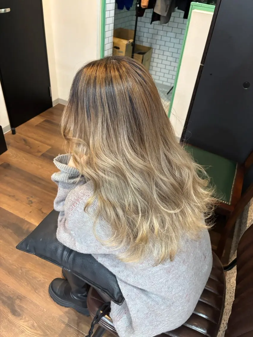 ロング ハイトーン🎀 MIYU💖のヘアスタイル