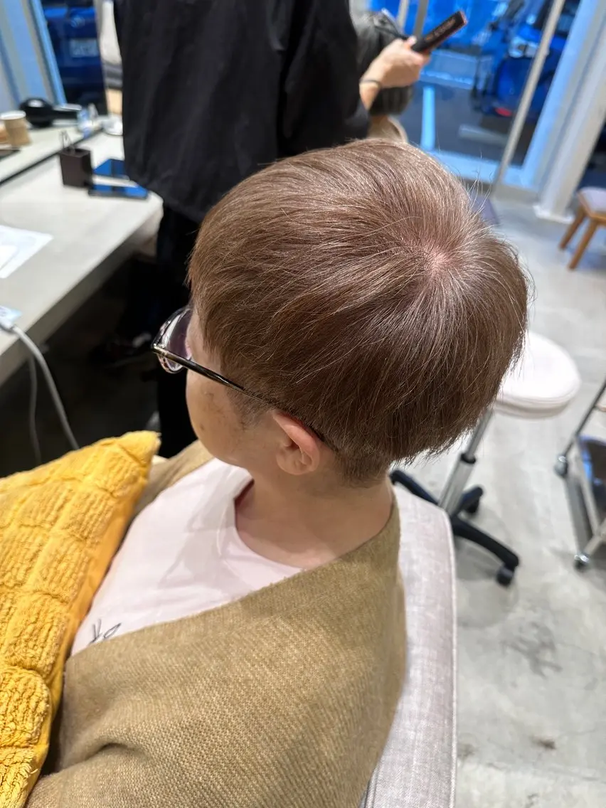 ショート カット ヘアカラー 【茨木で白髪ぼかし】 テミルヘアー三好怜志のヘアスタイル