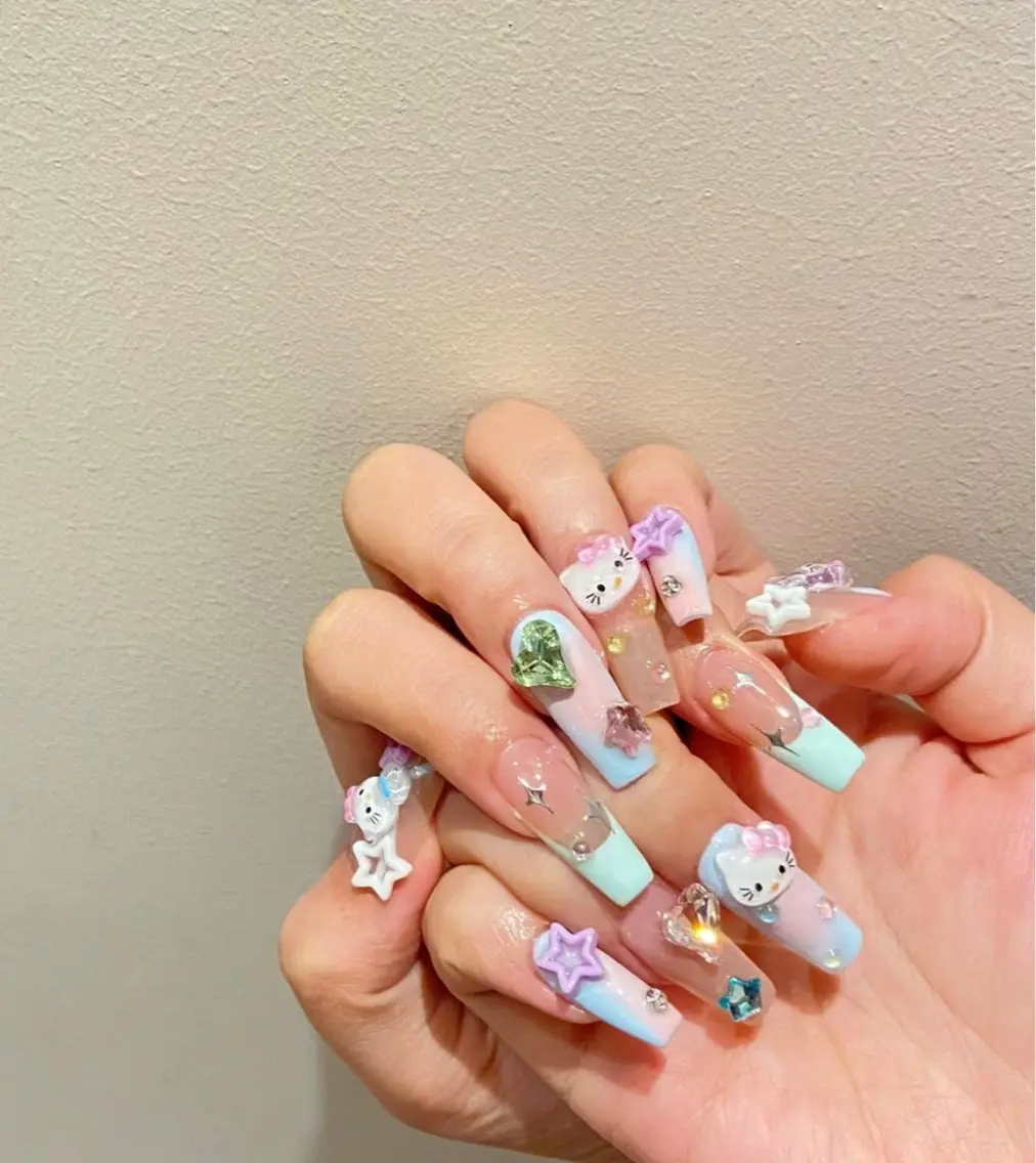 ネイル Miya🎀 nailのネイルデザイン