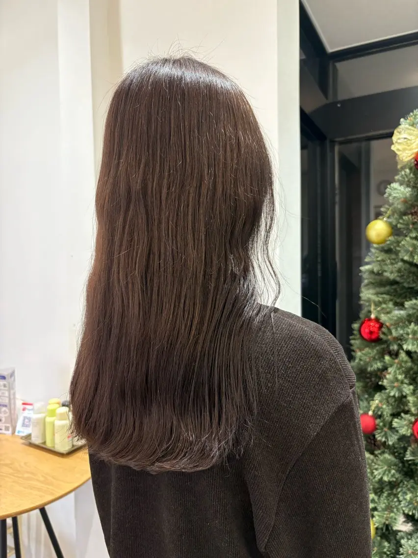 ロング カラー 前田 彩花のヘアスタイル