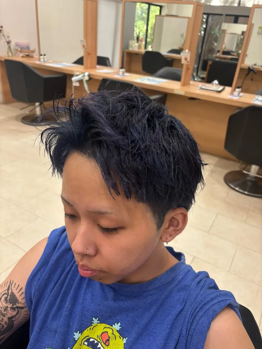 メンズ スパイキーショート カット 垣村 艶樹のヘアスタイル