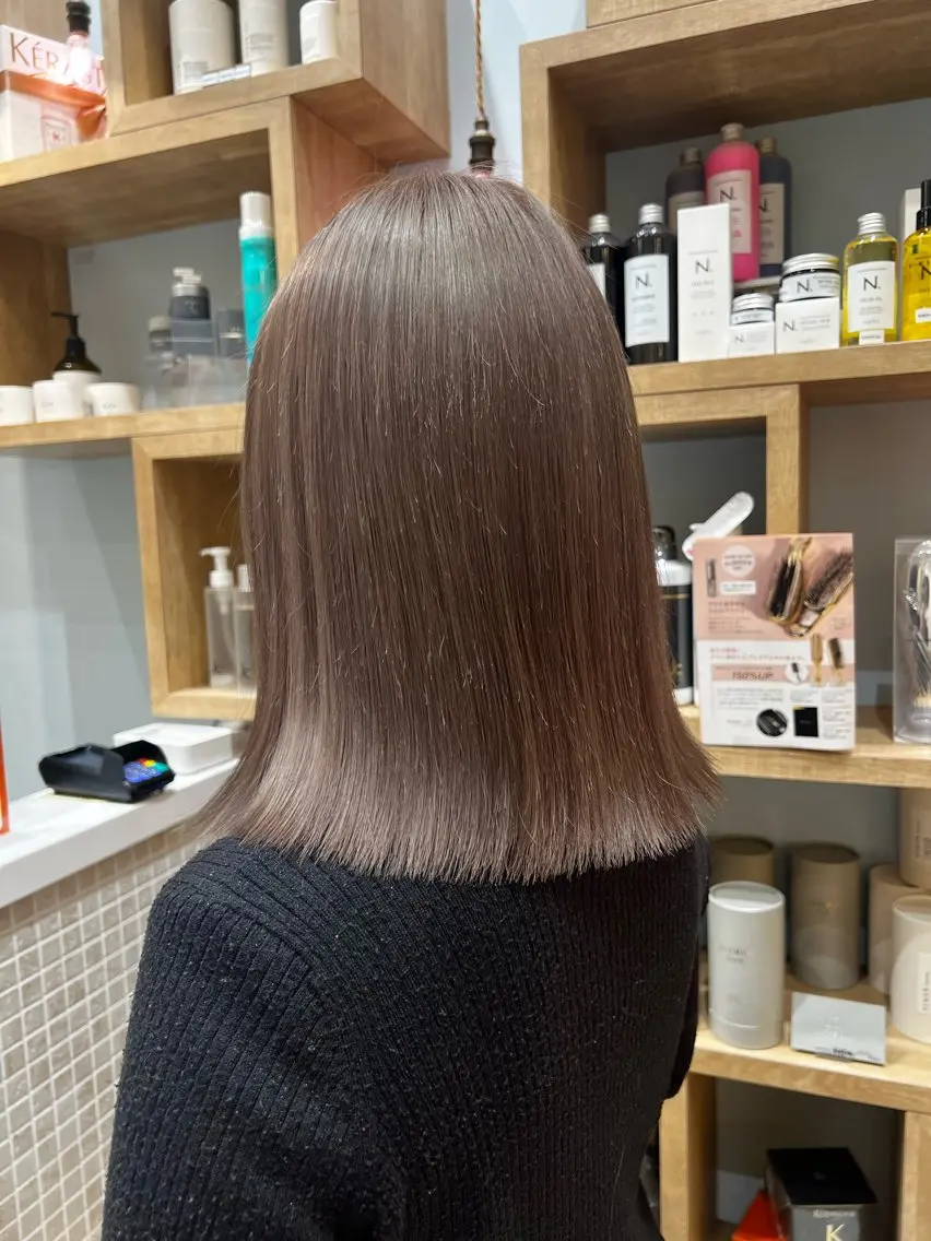 ミディアム カラー ダブルカラー グレージュ ミルクティーグレージュ カット ヘアカラー ハイトーン特化🫧 Yuseiのヘアスタイル