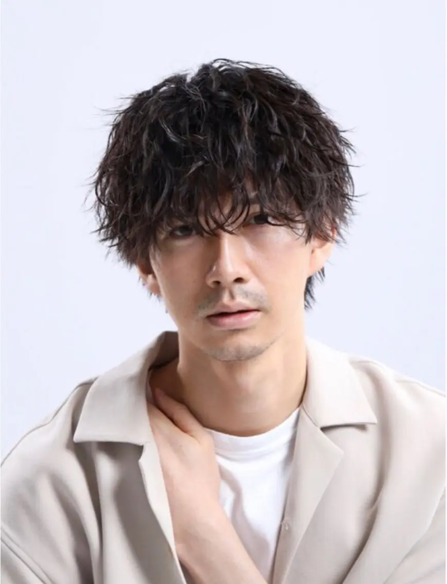 ショート パーマ メンズ メンズパーマ ツイストスパイラルパーマ スパイラルパーマ メンズカットモデル 募集中✂️けいすけのヘアスタイル