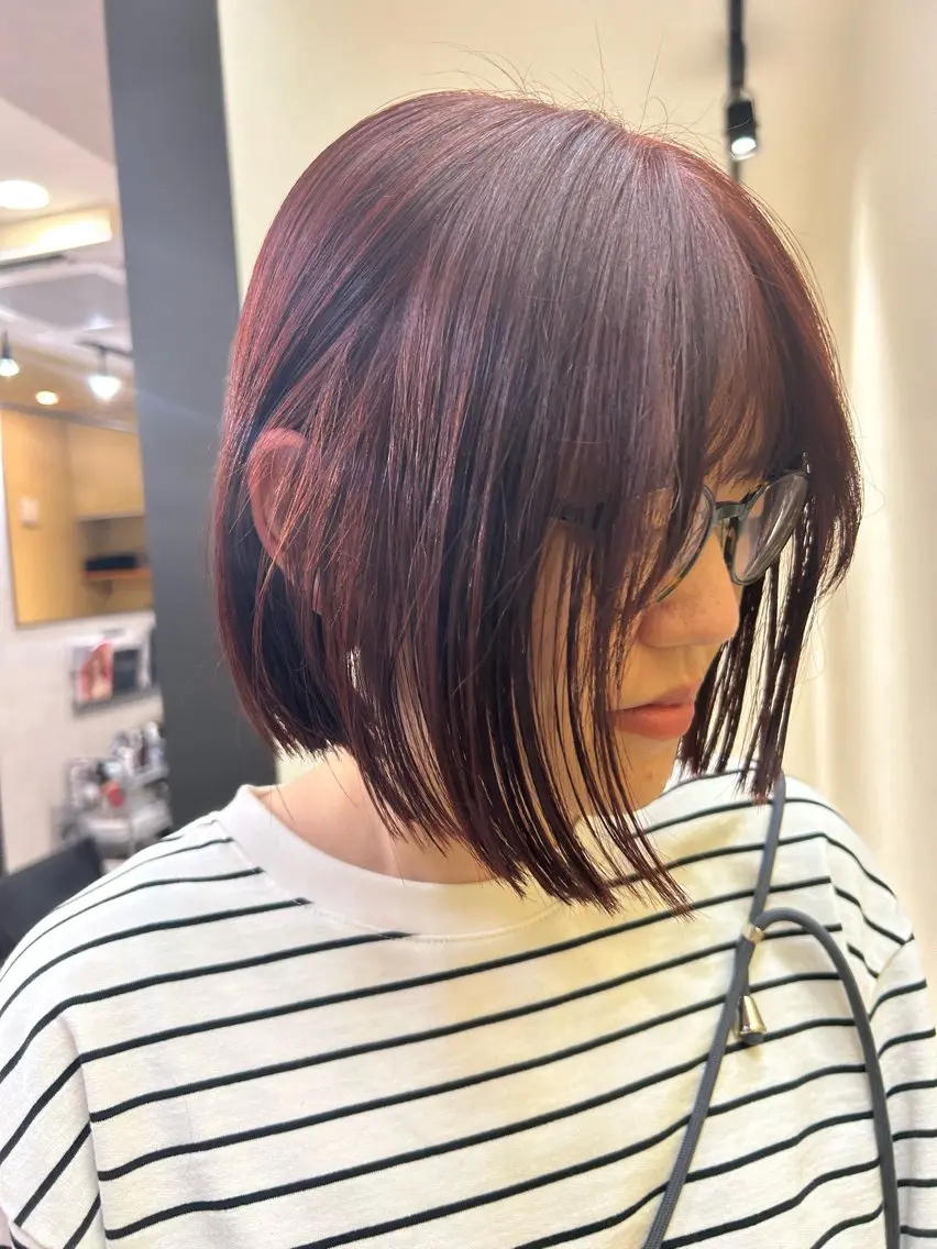 ショート カラー ブリーチ ダブルカラー ブリーチなしカラー レッドカラー カット ヘアカラー トリートメント hubhair レイヤー/透明感のヘアスタイル