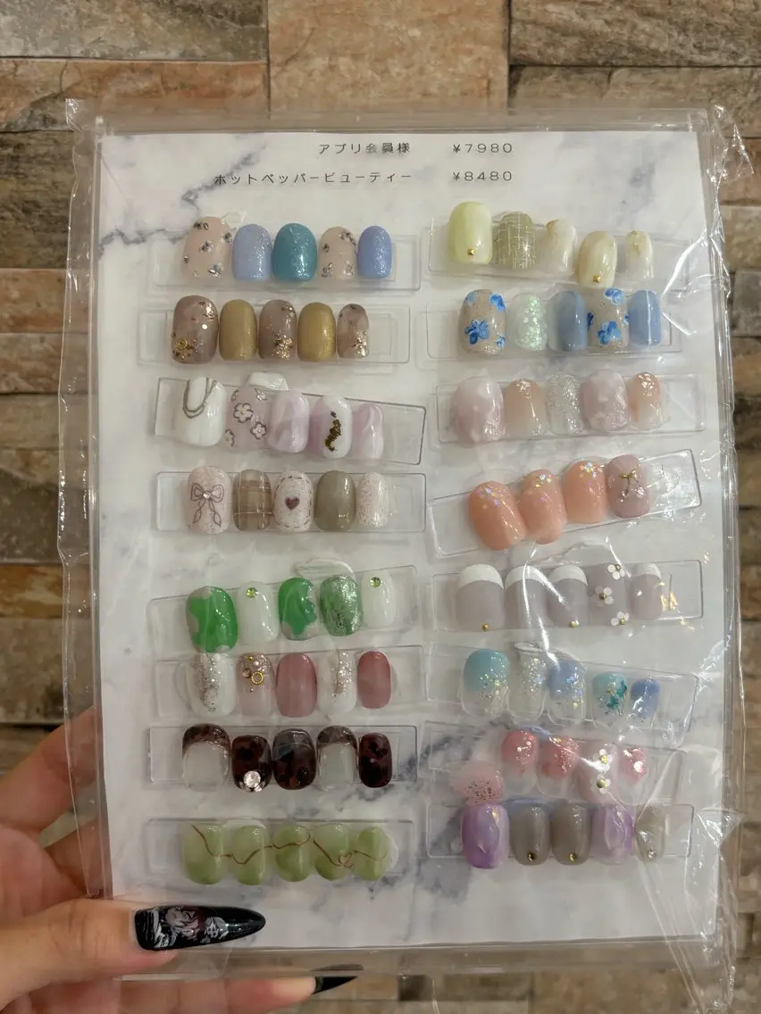 ネイル ハンドネイル OZAWA Mのネイルデザイン