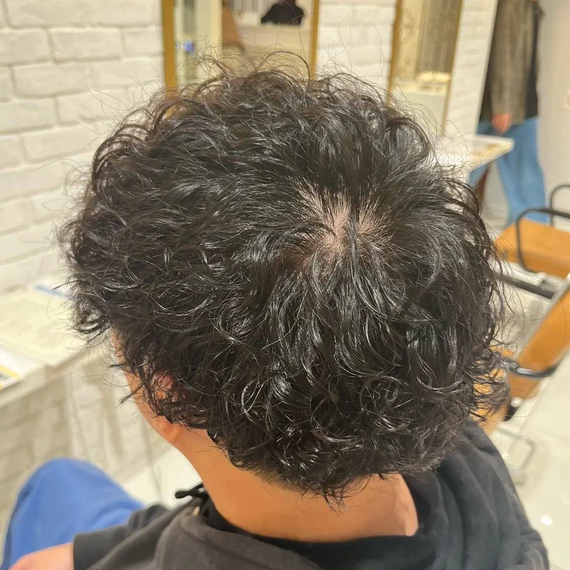 パーマ メンズ メンズパーマ プードルパーマ プードルパーマ 三条メンズパーマ⚽️ 髙井　陽のヘアスタイル