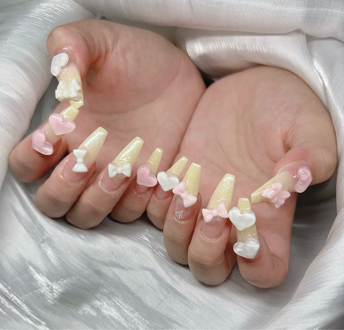 ネイル ハンドネイル Lee Nailsのネイルデザイン