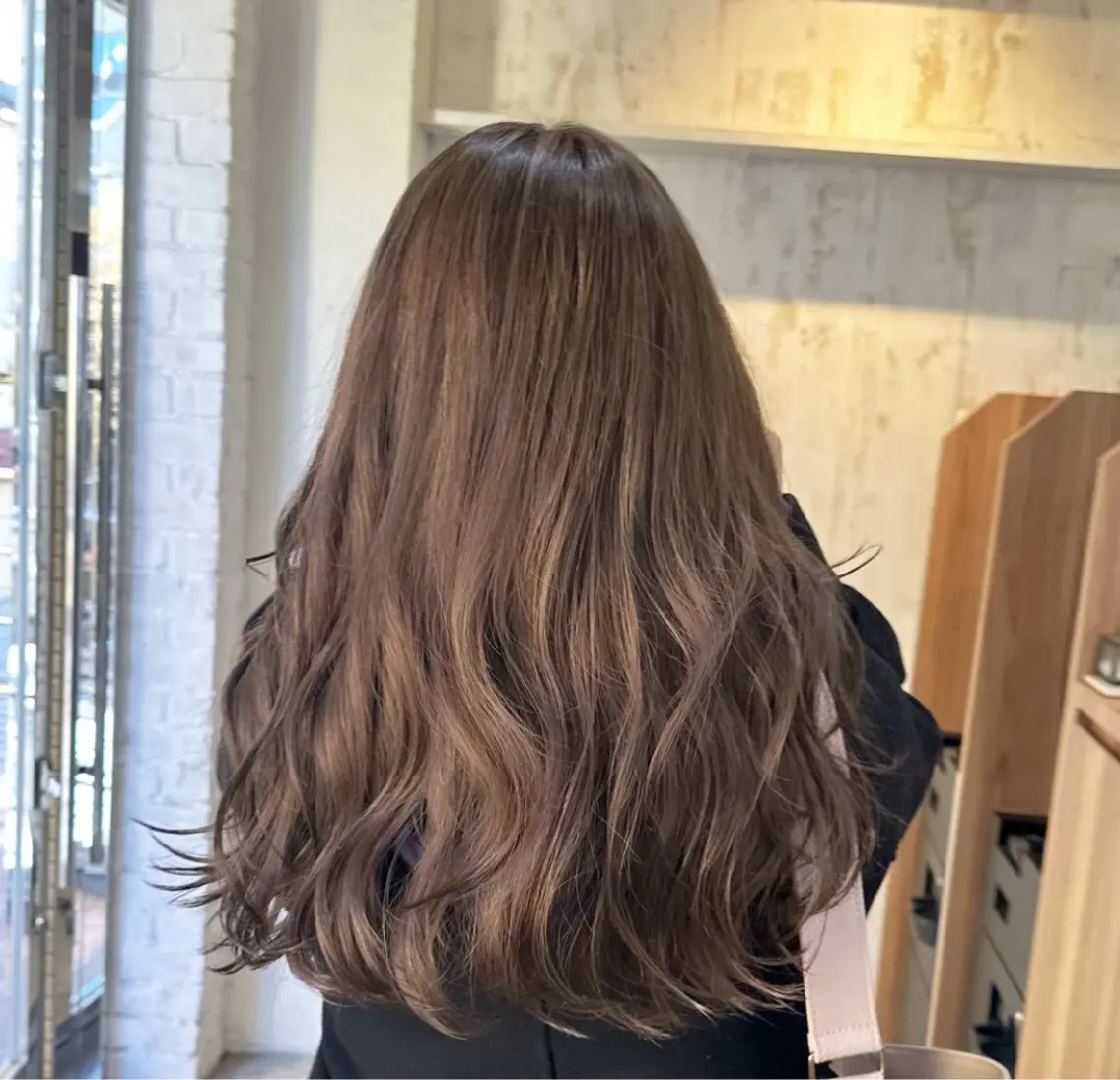 ミディアム カラー ブリーチ ブラウンカラー 透明感カラー ❤️アヤカ レイヤーカット❤️のヘアスタイル