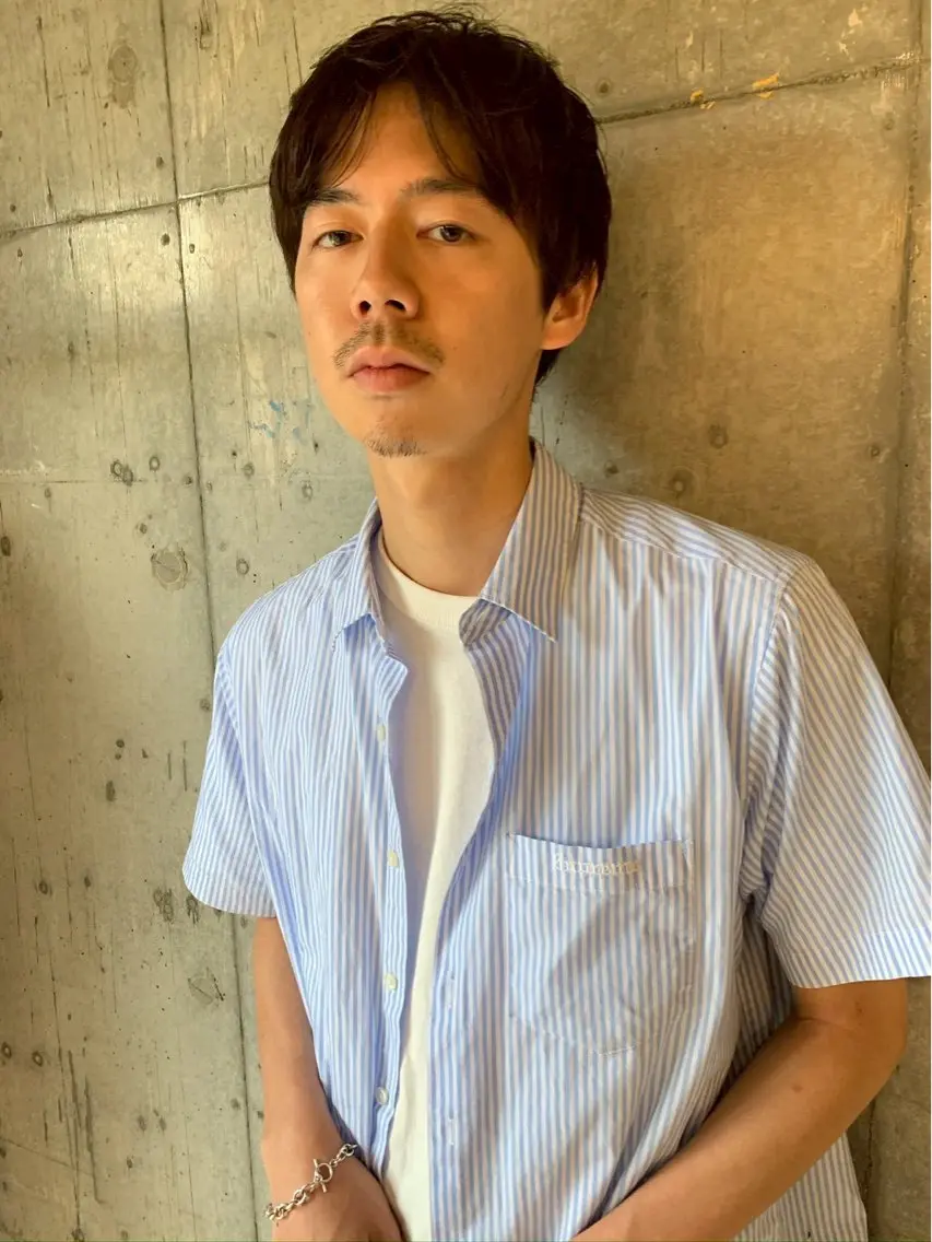 ショート メンズ センターパート 刈り上げ ショートヘア カット メンズ特化🔥木下 晃徳のヘアスタイル