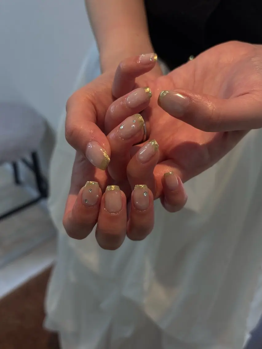 ネイル フレンチネイル ミラーネイル ハンドネイル free'snail N A Oのネイルデザイン
