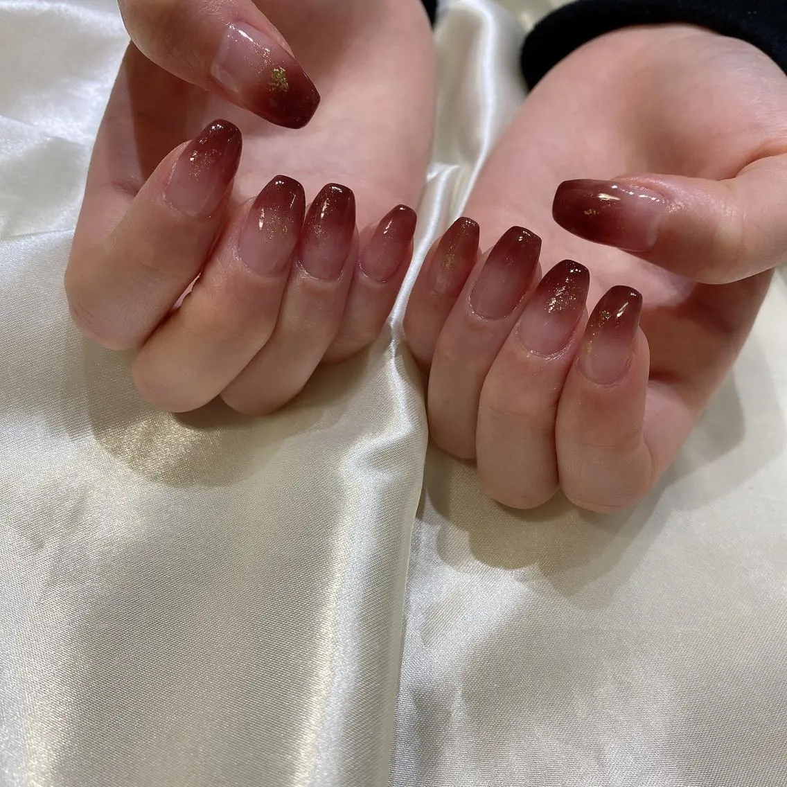 ネイル ハンドネイル 西岡 杏のネイルデザイン