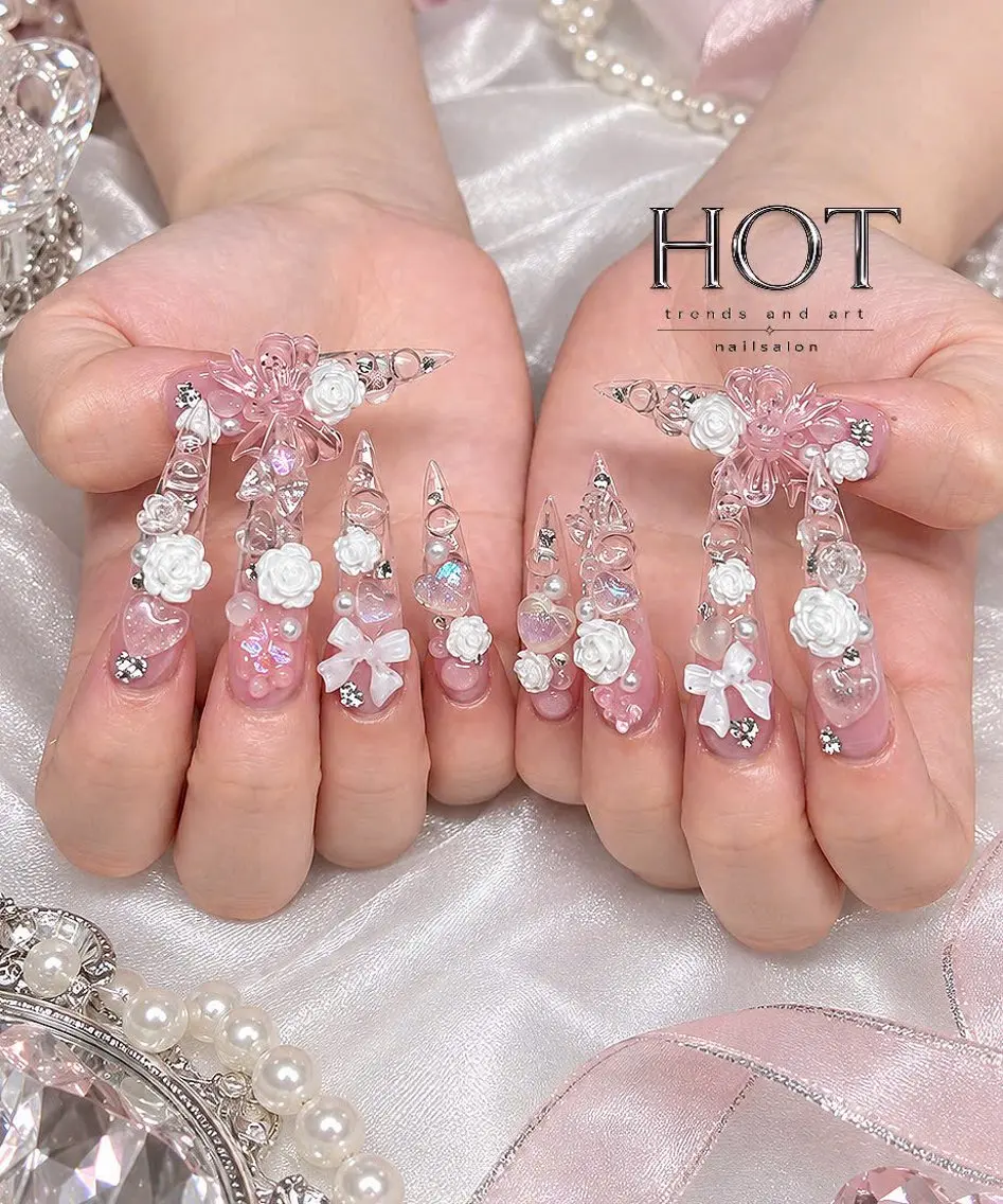 ネイル アートネイル オーロラネイル クリアネイル 長さ出し フレンチネイル ハンドネイル HOT Nail Salonのネイルデザイン