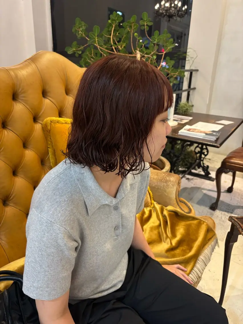 カラー ヘアカラー 伊藤 詩のヘアスタイル