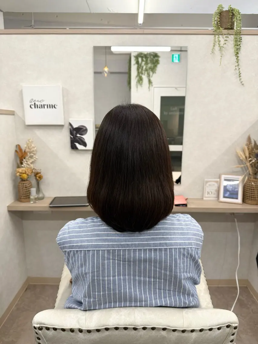 ミディアム カラー 炭屋 波音のヘアスタイル