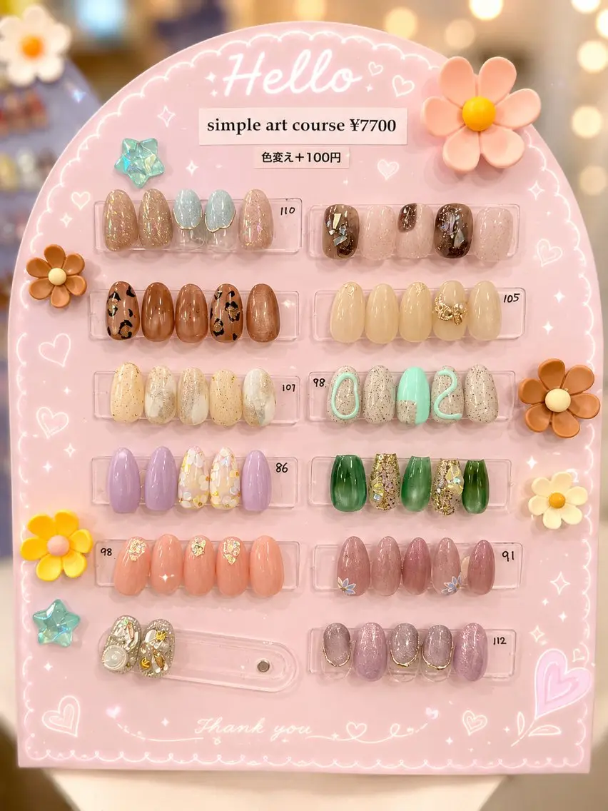 ネイル ハンドネイル Luna nails Yukiのネイルデザイン