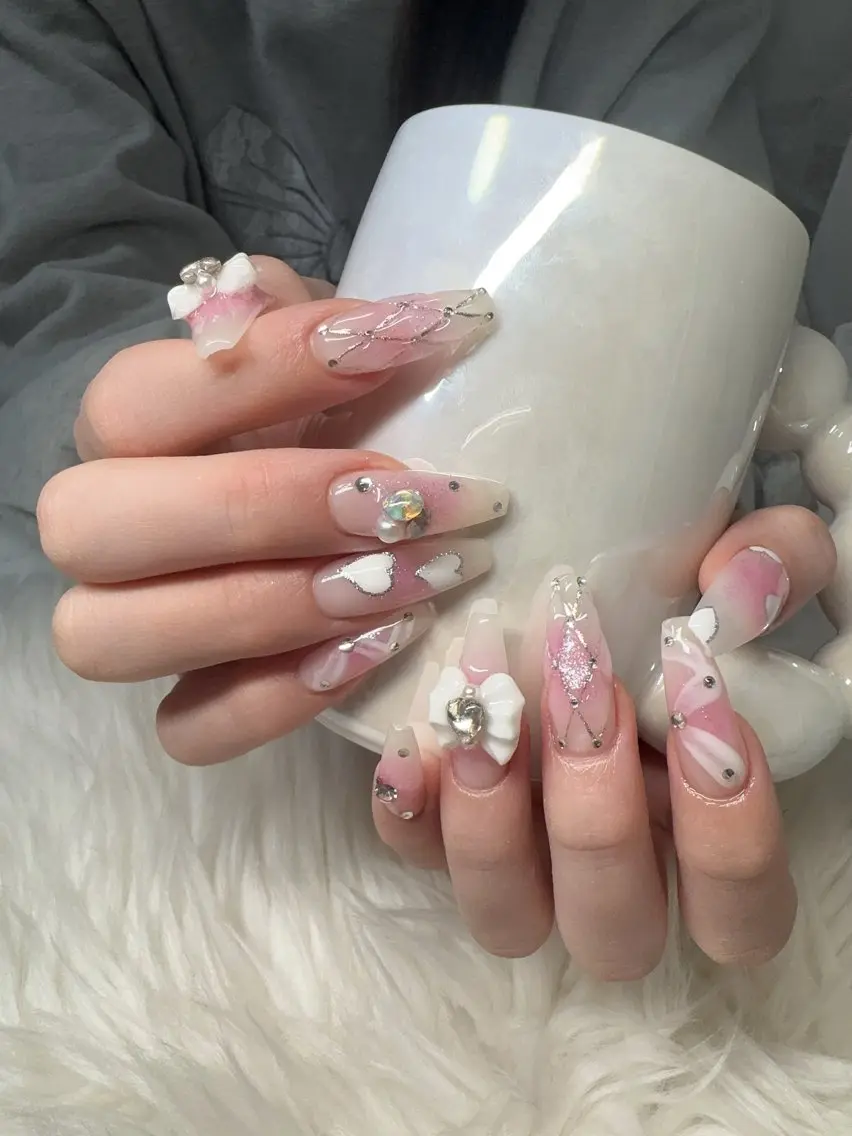 ネイル ハンドケア ＆ME アンドミーのネイルデザイン
