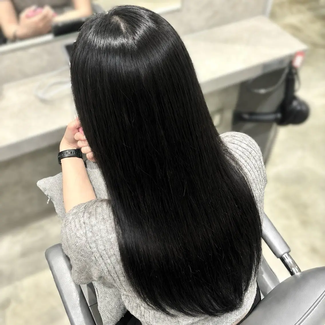 【平日限定✨️】透明感艶カラー🩶の写真