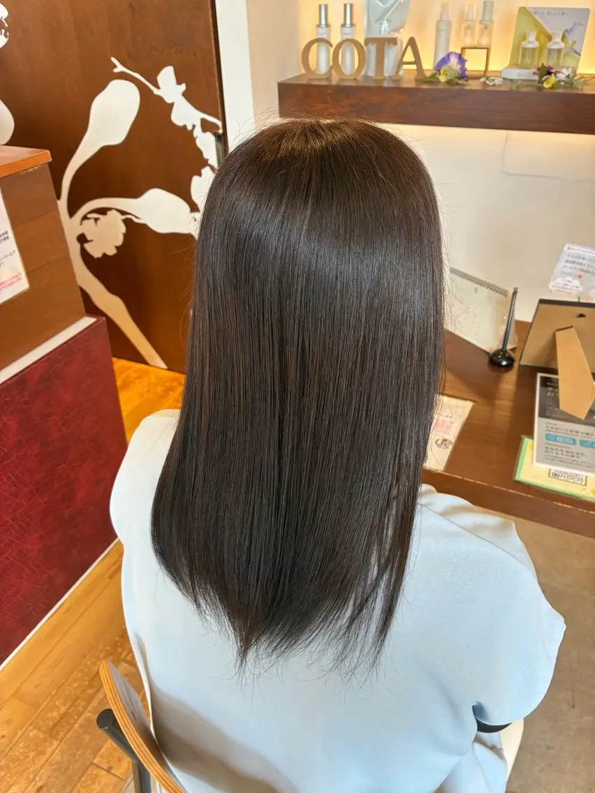 カラー 松崎 菜琉のヘアスタイル