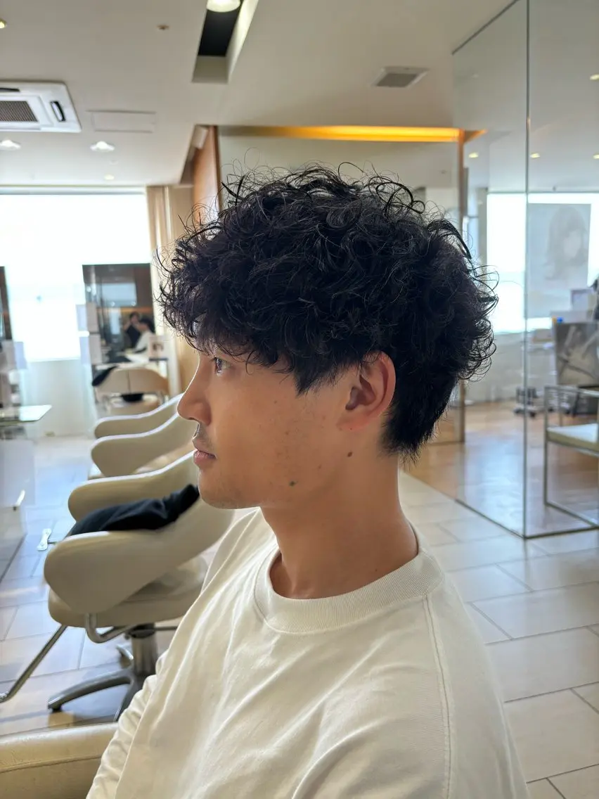 ショート パーマ メンズ メンズパーマ メンズスパイラルパーマ スパイラルパーマ カット パーマ メンズパーマ/ メンズカット/渡邊亘のヘアスタイル