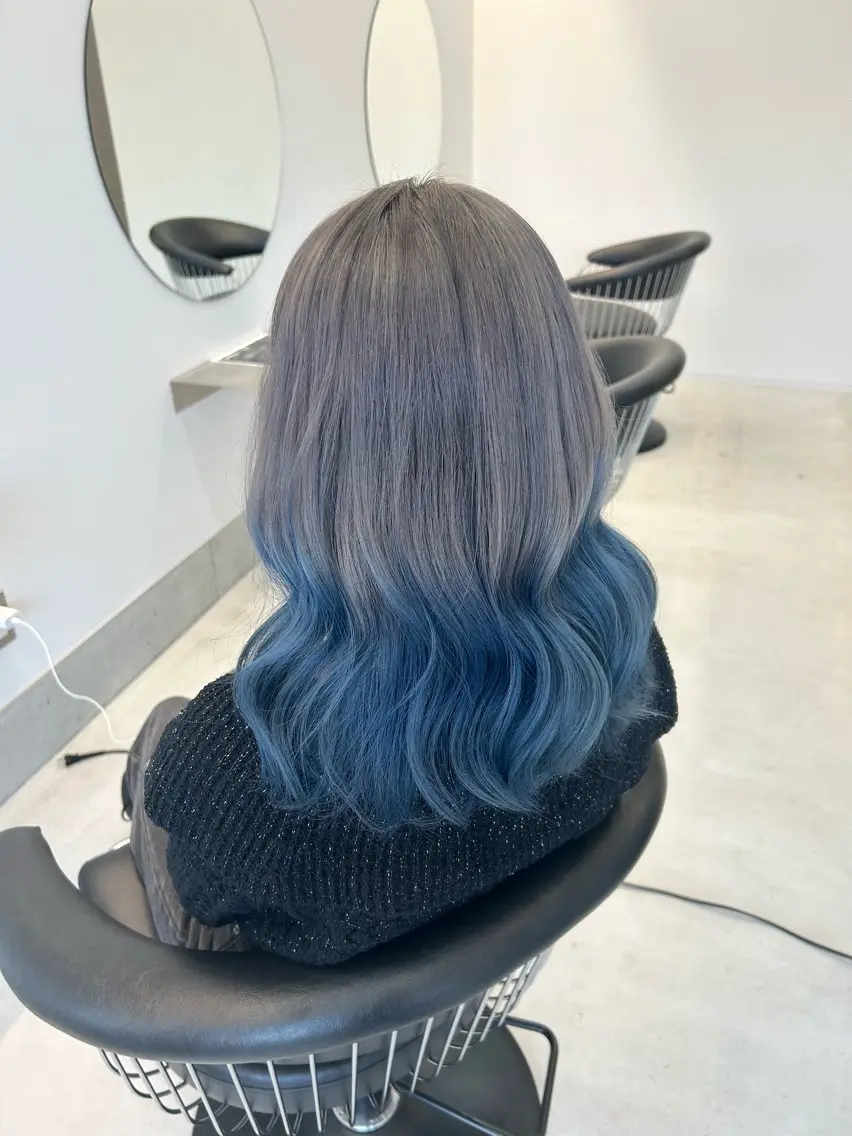 セミロング カラー ブルーカラー グラデーションカラー カット ヘアカラー coeur/ ひなたのヘアスタイル