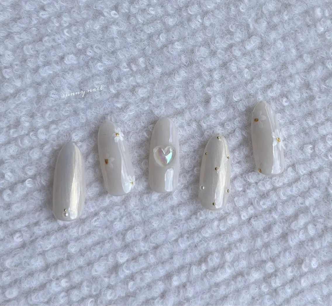 ネイル フラワーネイル ジェルネイル ハート パラジェル sunny nailのネイルデザイン